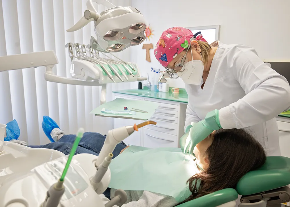dottoressa daniela vassallo odontoiatra specialista in ortodonzia perfezionata in odontoiatria infantile